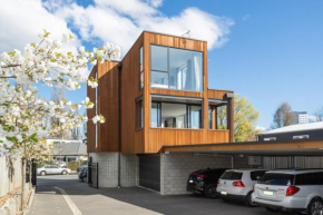 Kilmore Apartment - Christchurch Holiday Homes, Christchurch